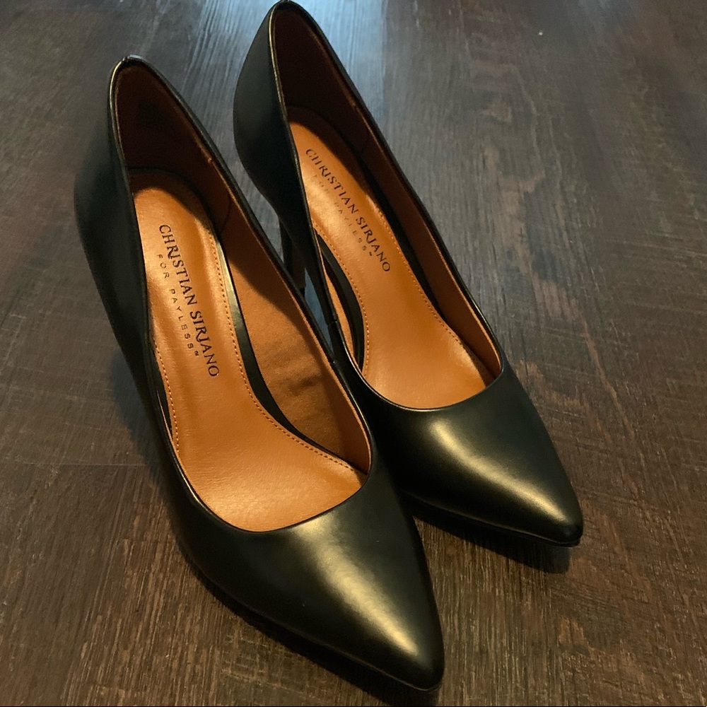 NEW Black Heels Christian Siriano Classic Pumps